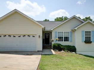 503 Gravley Rd, Greer, SC 29651