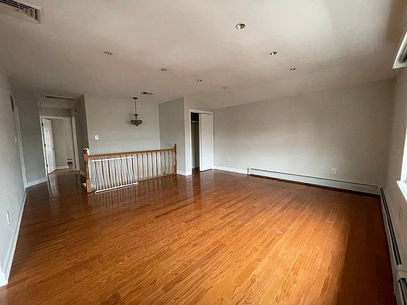 3rd image of 94 Weed Ave #2A