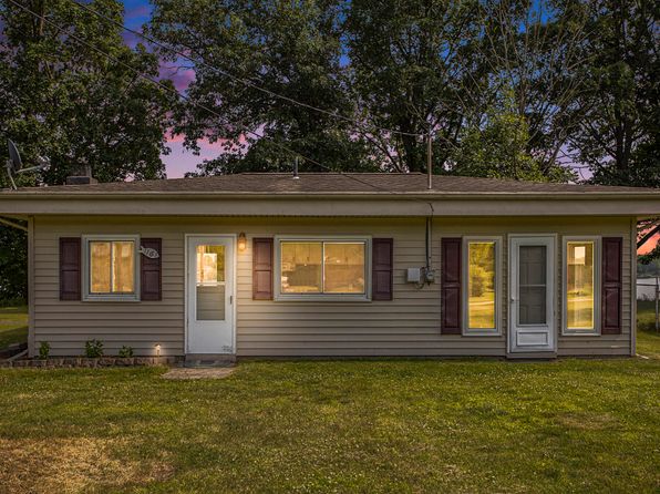 1161 Oak Grove Park, Union City, MI 49094