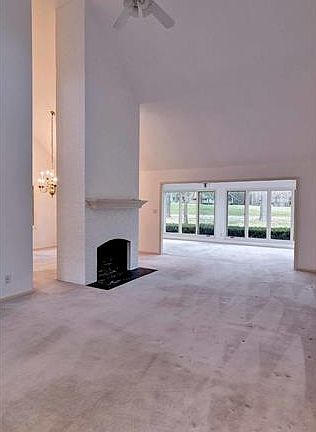 5th image of 271 Littletown Quarter Unit 271