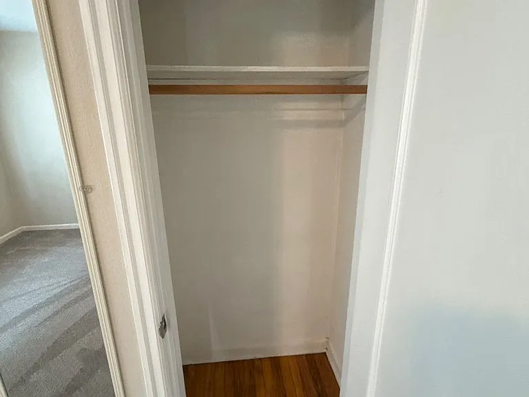 4627 Thorman Ave NE — Photo 19