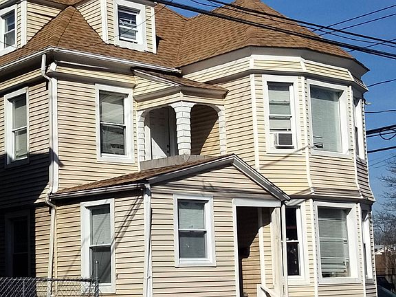 2nd image of 477 Norman St