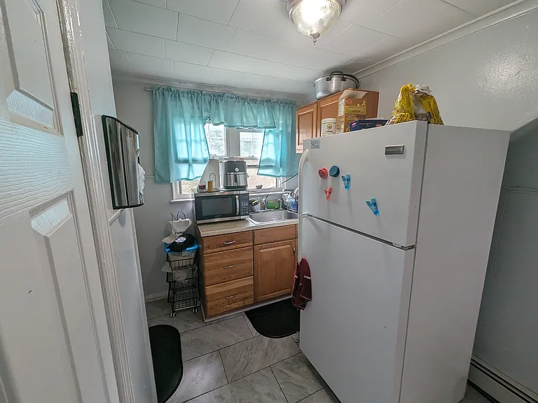 26 Lavergne St #2 — Photo 9