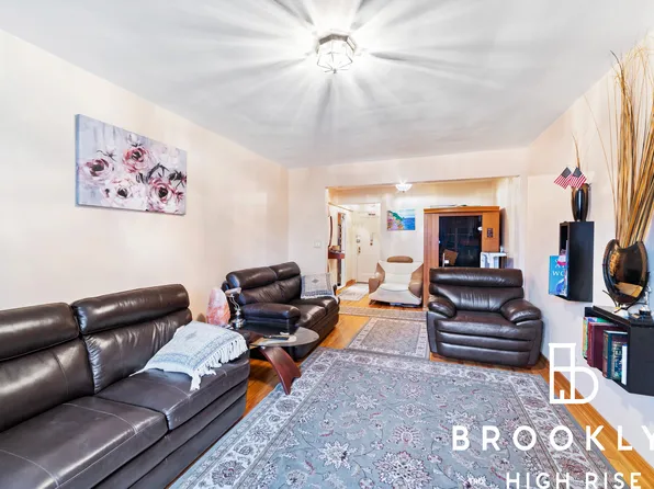 2741 East 28th Street image 1 of 12