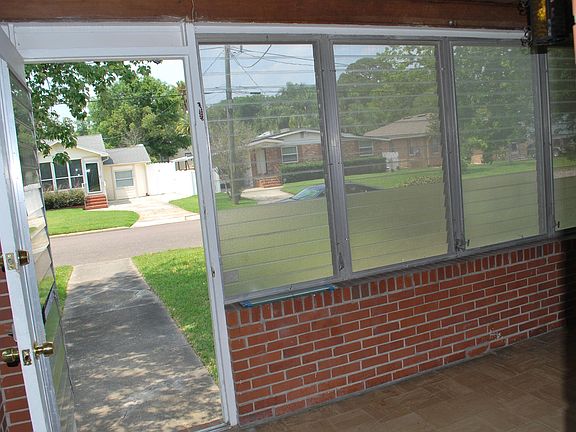 4th image of 4346 Shirley Ave