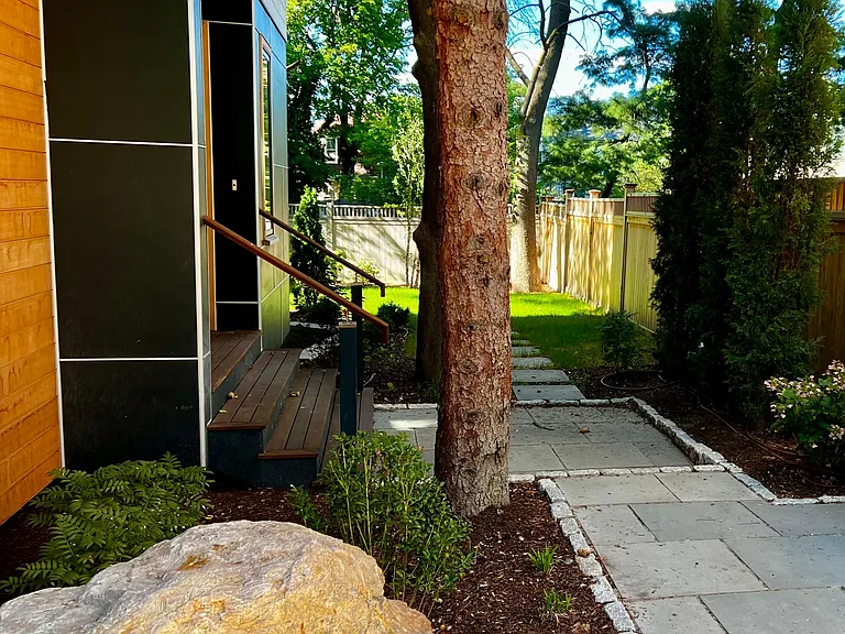 123 Walden St — Photo 29