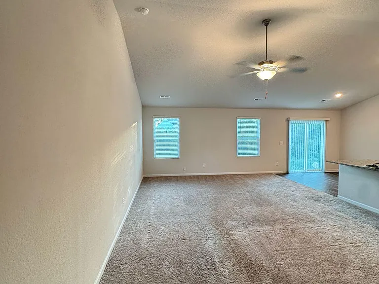 309 Turning Lake Dr — Photo 7