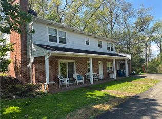 1125 Milliron St, Youngwood, PA 15697