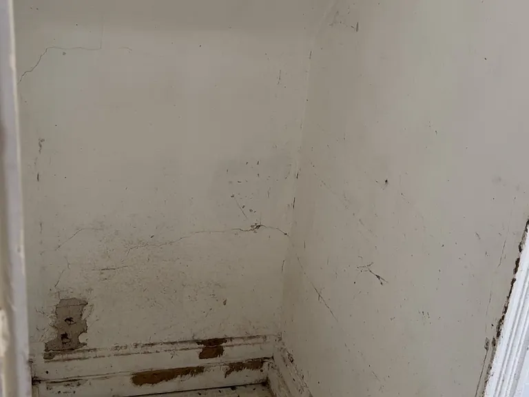 1137 Edgerton St — Photo 13