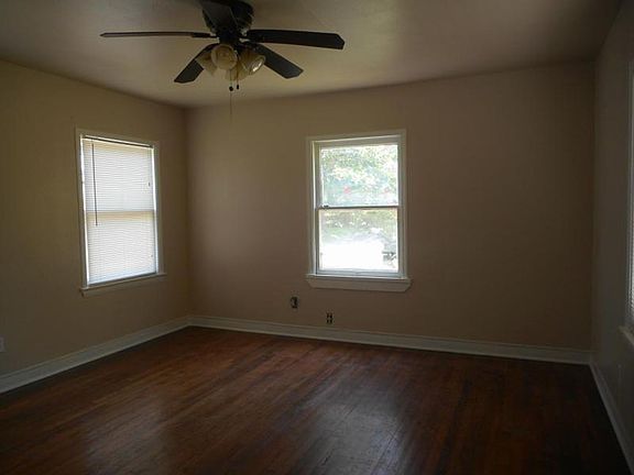4th image of 250 Rosebud Ave APT 2