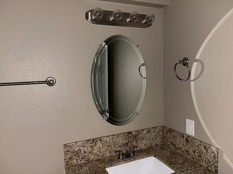 2533 Miller Ave #A — Photo 12