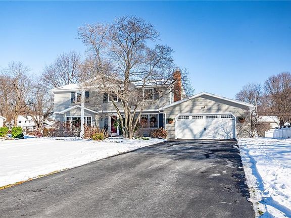 2nd image of 67 Brentwood Dr