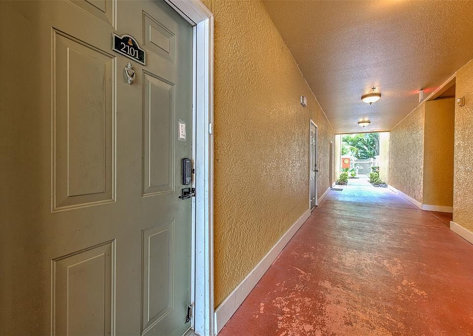 1st image of 4207 S DALE MABRY HIGHWAY #2101