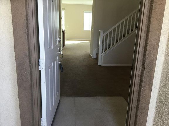 4th image of 31387 McCartney Dr