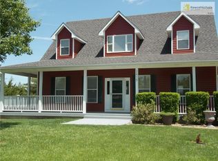 2615 S Holloway Rd, Oak Grove, MO 64075