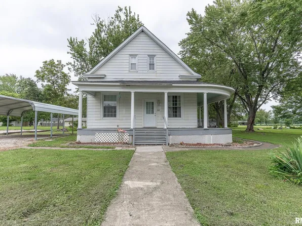 408 Perkins St, Odin, IL 62870