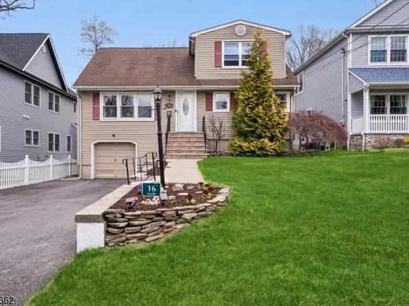 16 Lee Rd, Livingston Twp., NJ 07039