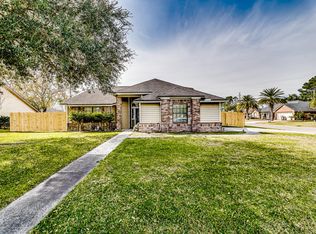 9718 Peabody Dr N, Jacksonville, FL 32221