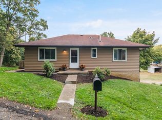 1100 Statia St, Coraopolis, PA 15108