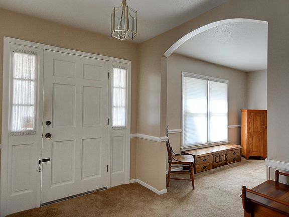 4th image of 26 Woodwind Dr