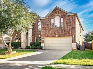 2347 Merlin Dr, Grand Prairie, TX 75052