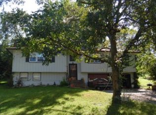 805 Lucas Ln, Warsaw, MO 65355
