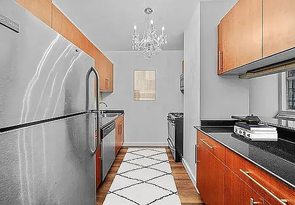 2nd image of 100 John St APT 2310