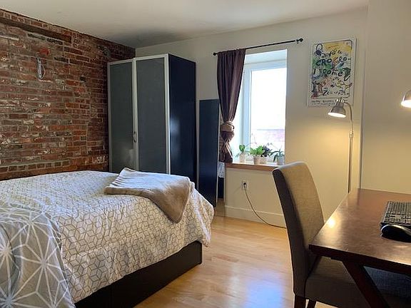 4th image of 516 E 2nd St #202E