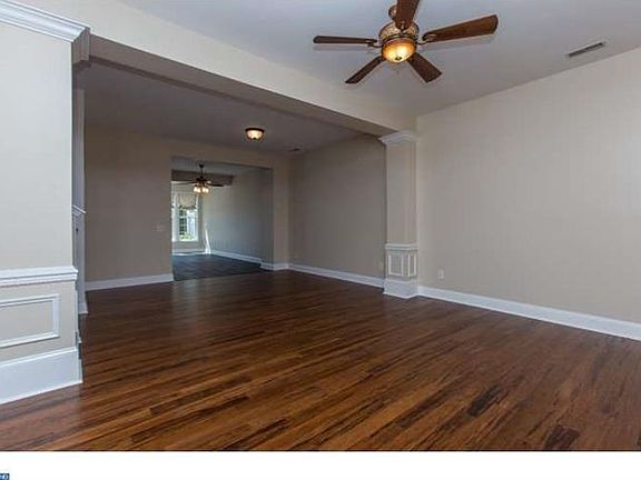 4th image of 15 W Sarazen Dr