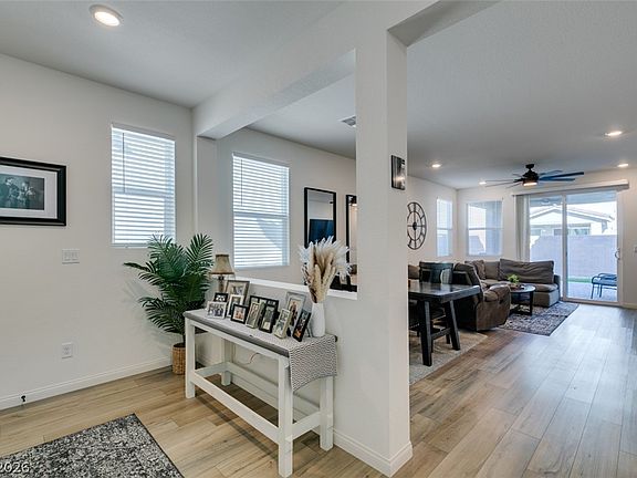 4th image of 9894 W Meranto Ave