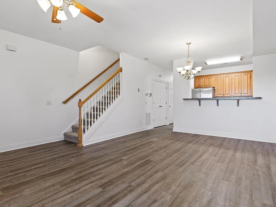 7508 Noah Reid Rd