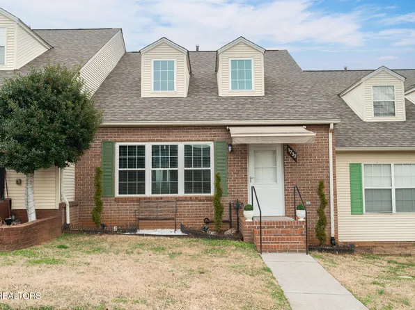 1733 S Odell Rd, Maryville, TN 37801