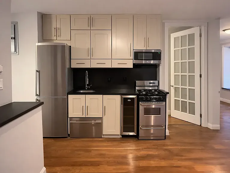 151 Rivington St #A — Photo 2