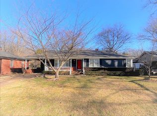 1092 Perkins Ter, Memphis, TN 38117