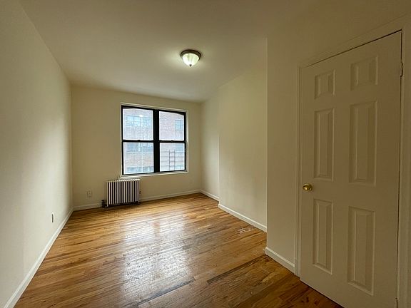 4th image of 505 De Kalb Ave #3B