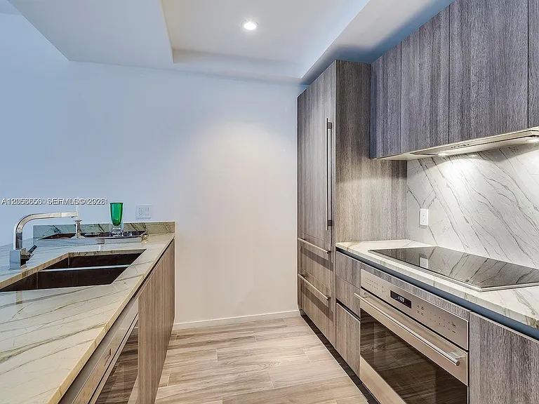 801 S Miami Ave #2706 — Photo 16