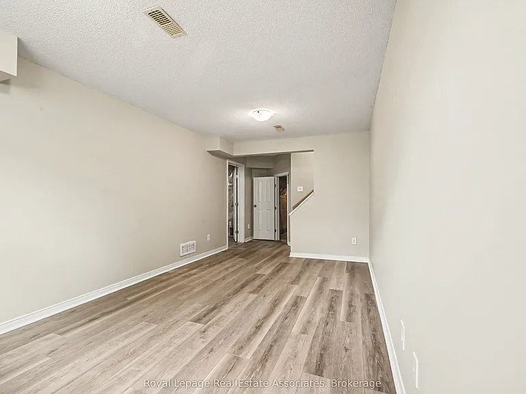 158 Lokoya St — Photo 16