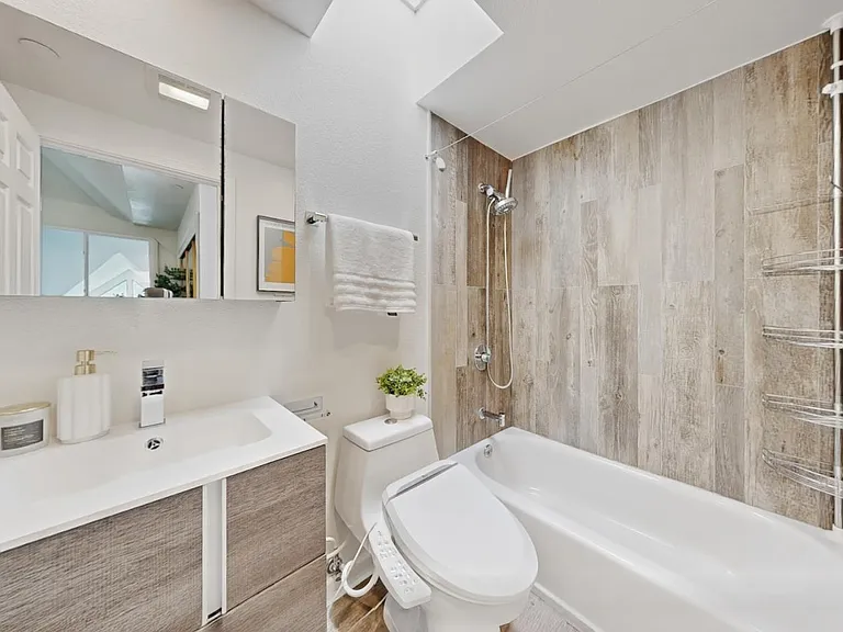 4151 El Camino Way #M — Photo 12