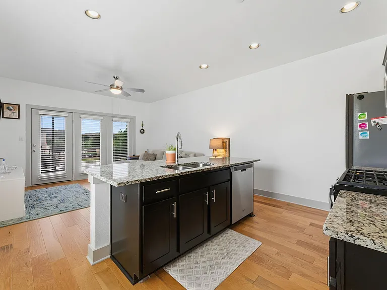 2101 Town Centre Dr #1808 — Photo 7
