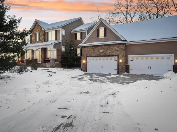 15940 Austin St NE, Ham Lake, MN 55304