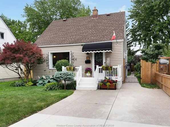 1431 Albert Rd, Windsor, ON N8Y 3R1