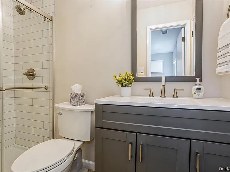 9 N McConnell Ave — Photo 17