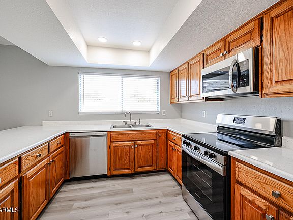 4th image of 5130 W Harmont Drive