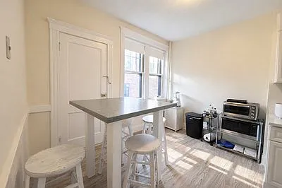 10 Alton Pl #1 — Photo 8