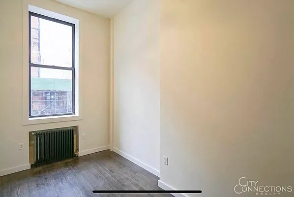 Rented by City Connections Realty | media 20