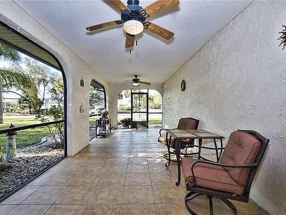 4th image of 18385 Lingerlon Ave