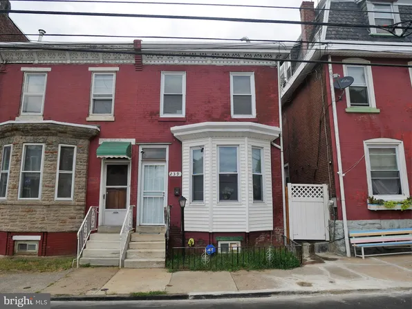 239 W Coulter St, Philadelphia, PA 19144
