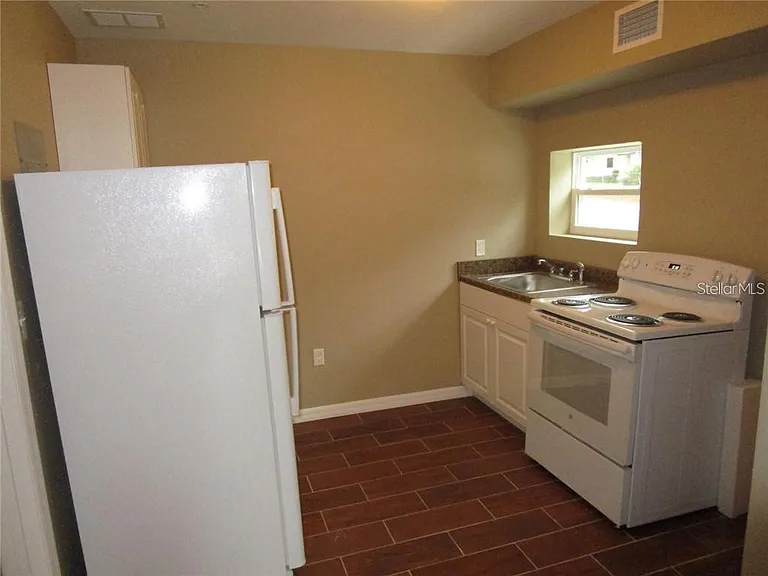 1002 E McDonald Ave #3 — Photo 7
