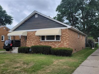 302 N Pleasant Pkwy, Buffalo, NY, 14206