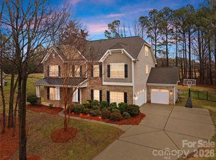2507 Hamlet Ct, Matthews, NC 28105